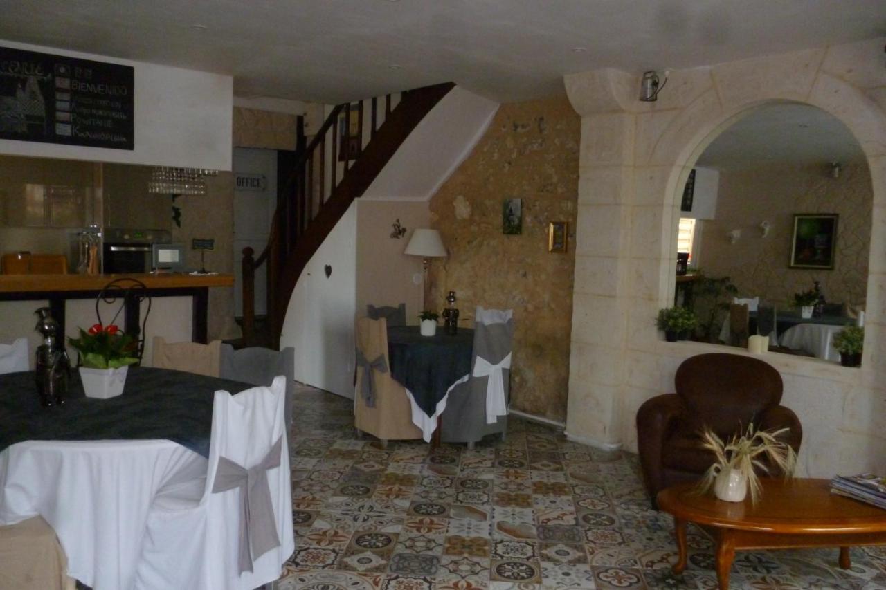 Le Relais De Montigny Appartement Buitenkant foto